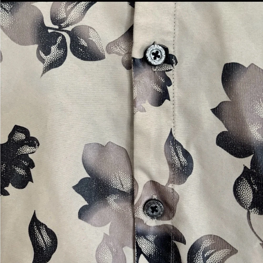 Stacy Adams Beige Floral Short Sleeve Button-Down Hawaiian Shirt - Picture 2 of 10